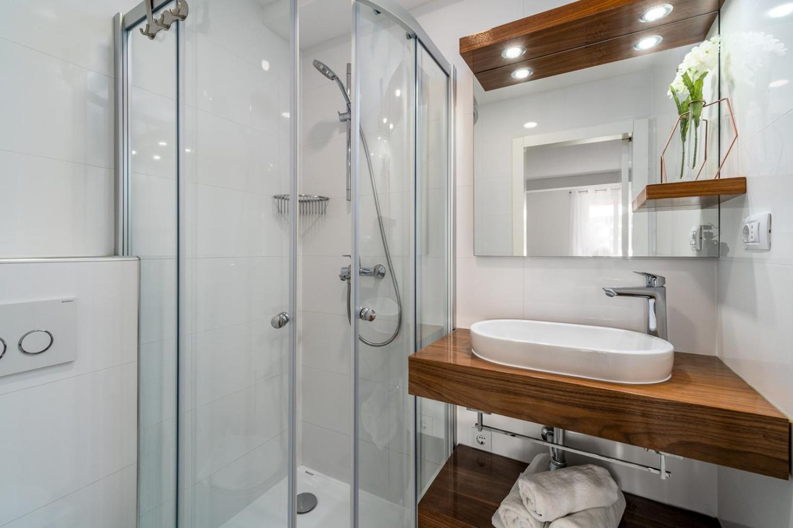 Luxury Villa Lucas With Heated Pool, Whirlpool, Sauna, 14 Pax Podstrana Exterior photo