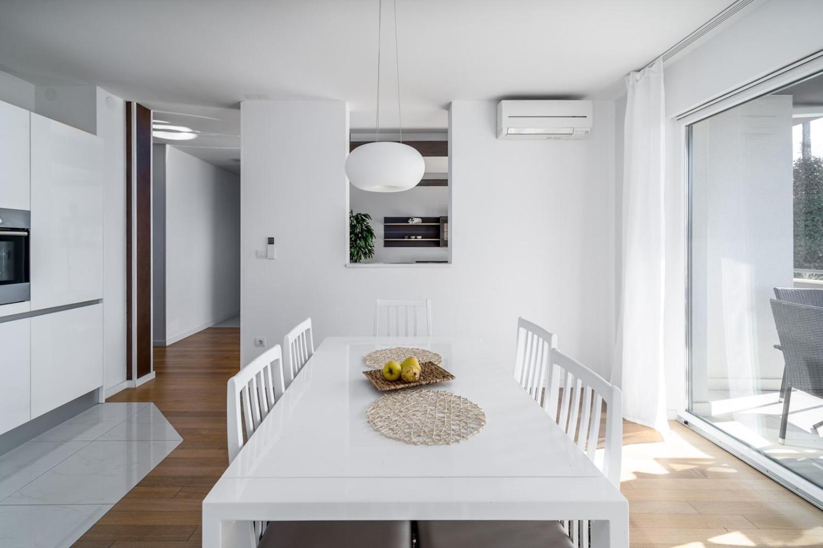 Luxury Villa Lucas With Heated Pool, Whirlpool, Sauna, 14 Pax Podstrana Exterior photo